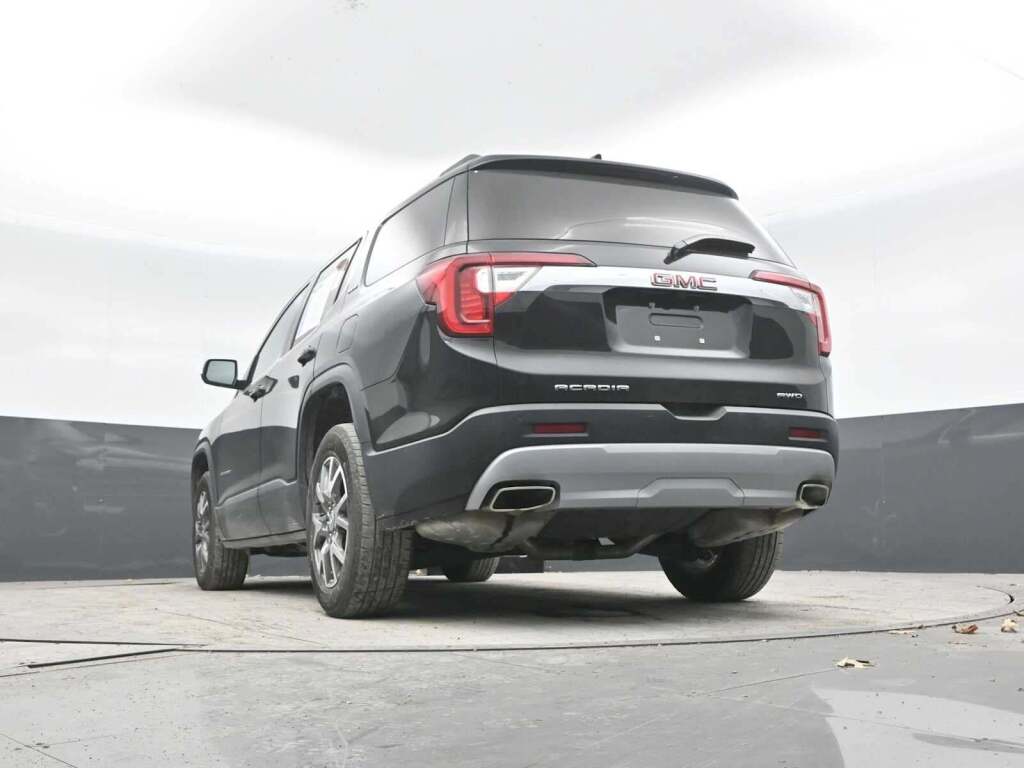 2022 GMC Acadia AWD SLE