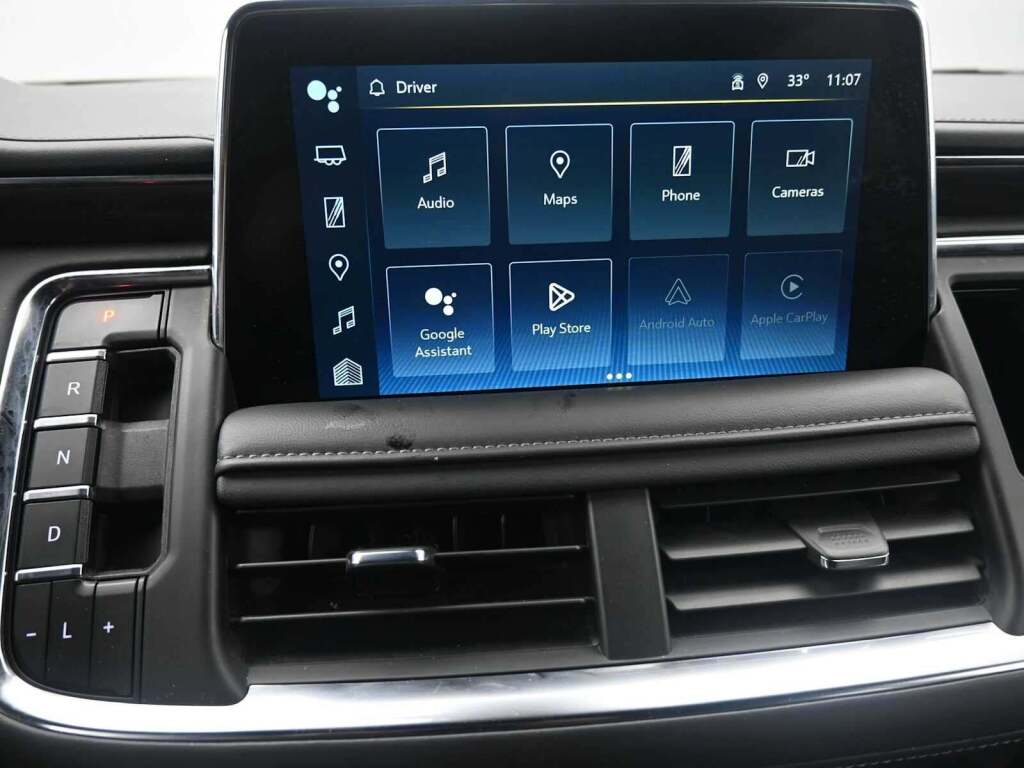 2024 Chevrolet Suburban 4WD LT