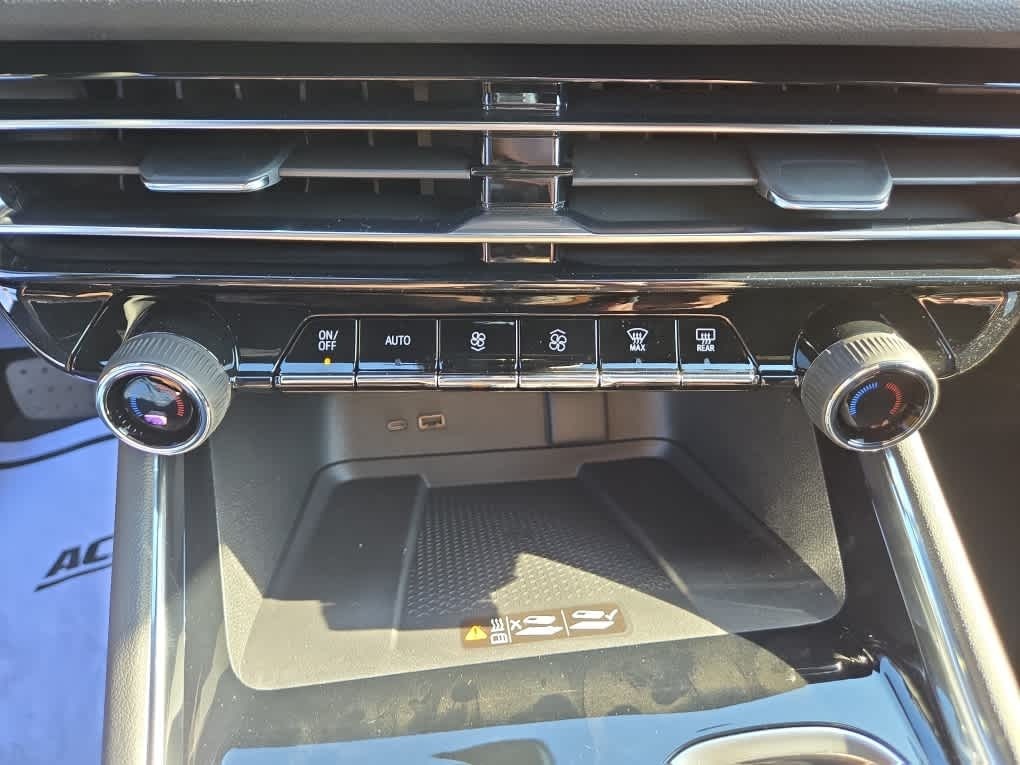 2026 Chevrolet Traverse FWD RS