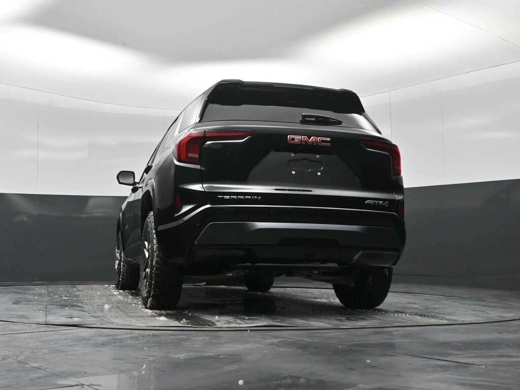 2026 GMC Terrain AWD AT4