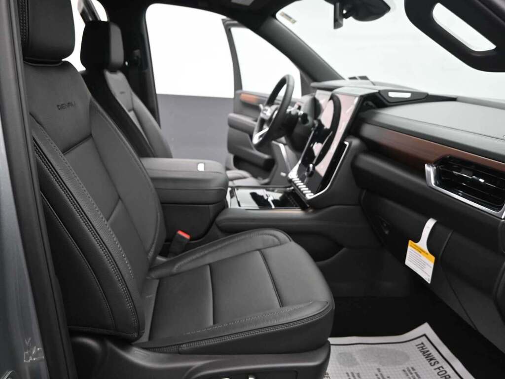 2026 GMC Yukon XL 4WD Denali