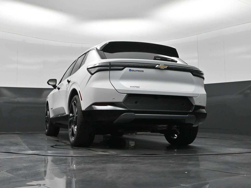 2026 Chevrolet Equinox EV LT 2, FWD