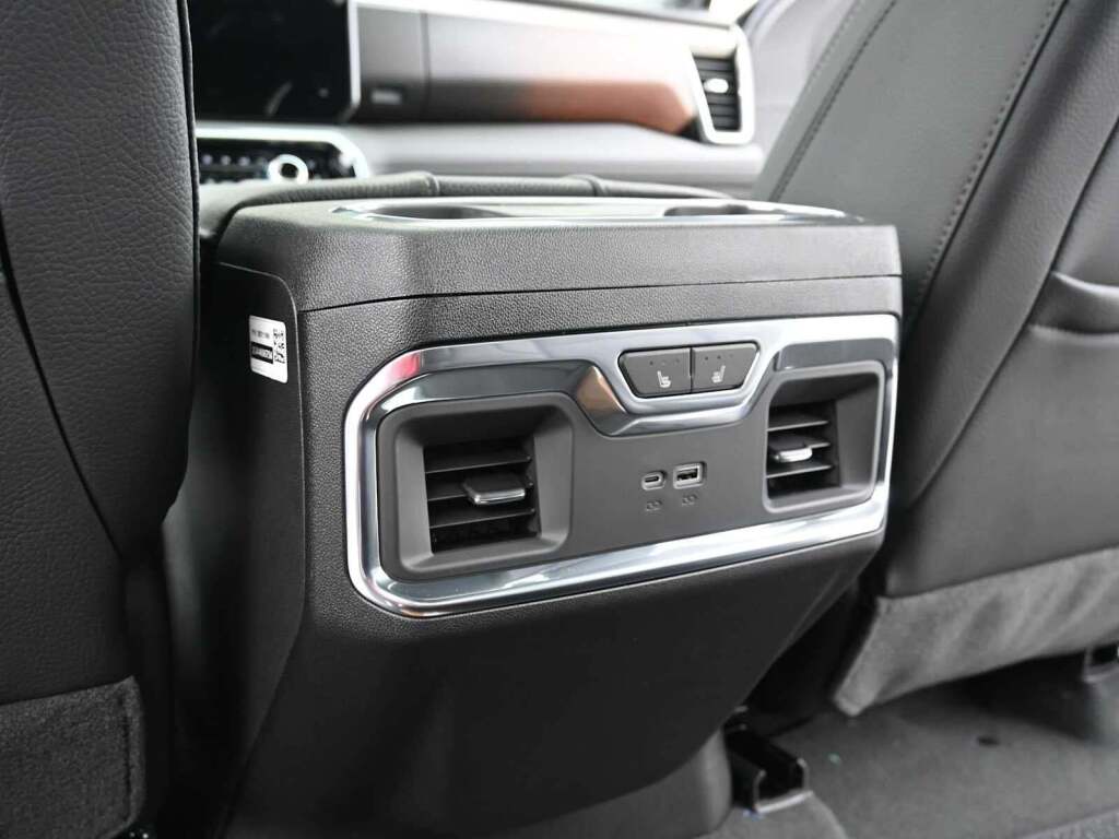 2026 GMC Sierra 3500HD Denali