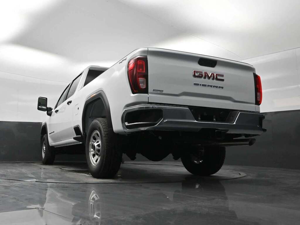 2026 GMC Sierra 2500HD Pro