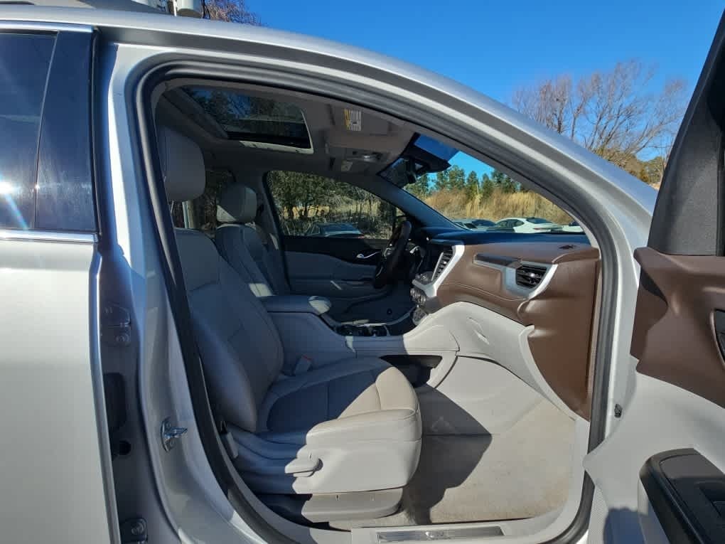 2020 GMC Acadia AWD SLT