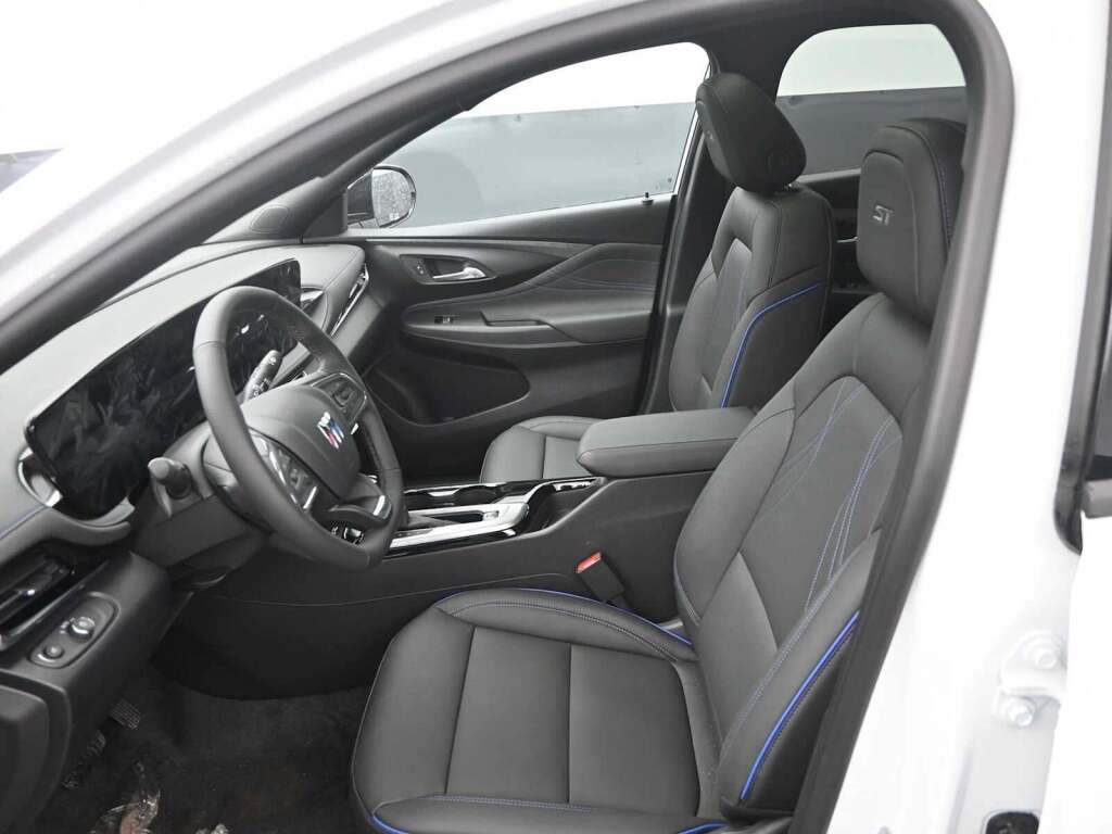 2026 Buick Envista Sport Touring FWD