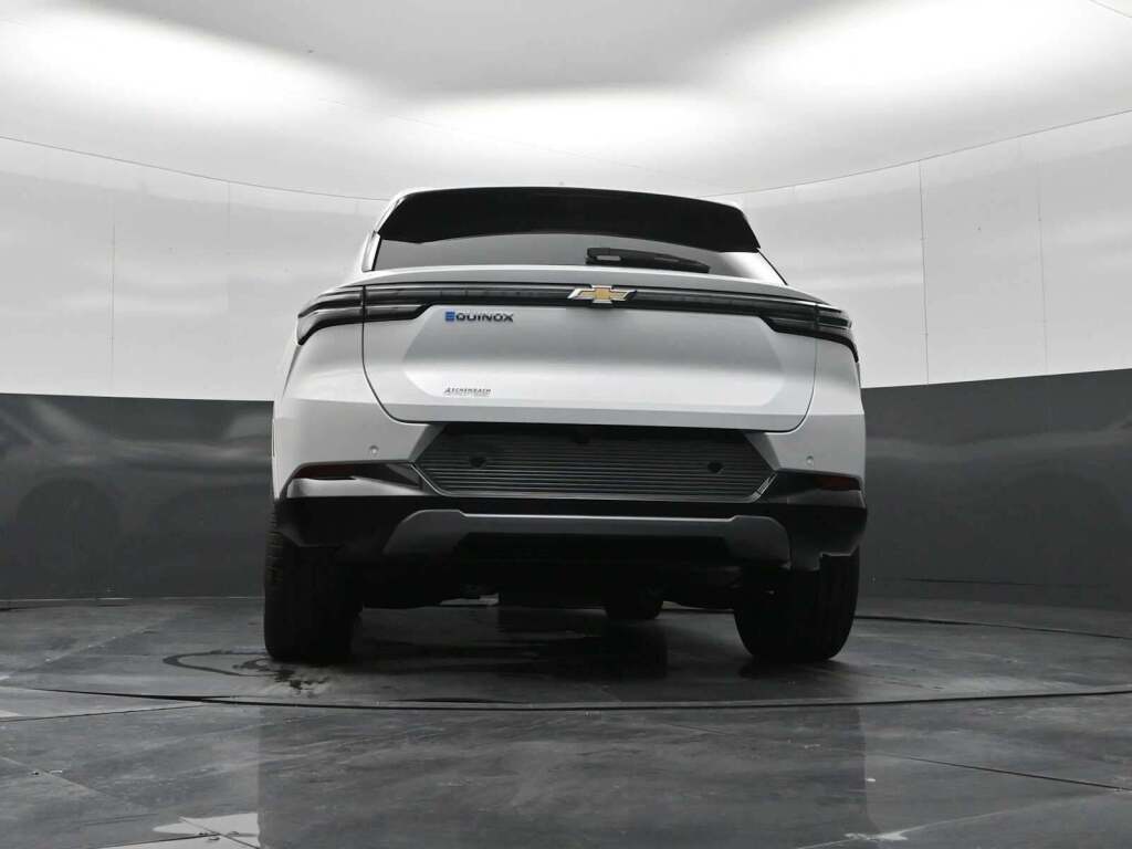 2026 Chevrolet Equinox EV LT 2, FWD