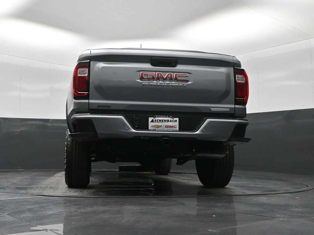 2026 GMC Canyon Elevation, 4WD