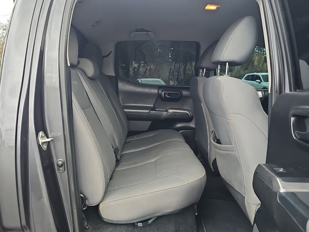 2019 Toyota Tacoma SR V6