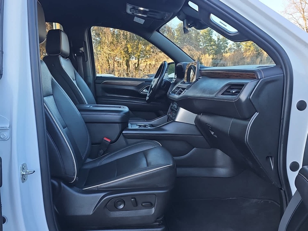 2023 Chevrolet Suburban 4WD Premier