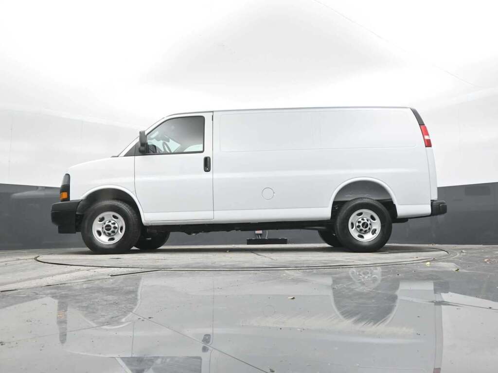 2025 GMC Savana Cargo RWD 2500 Regular Wheelbase Work Van