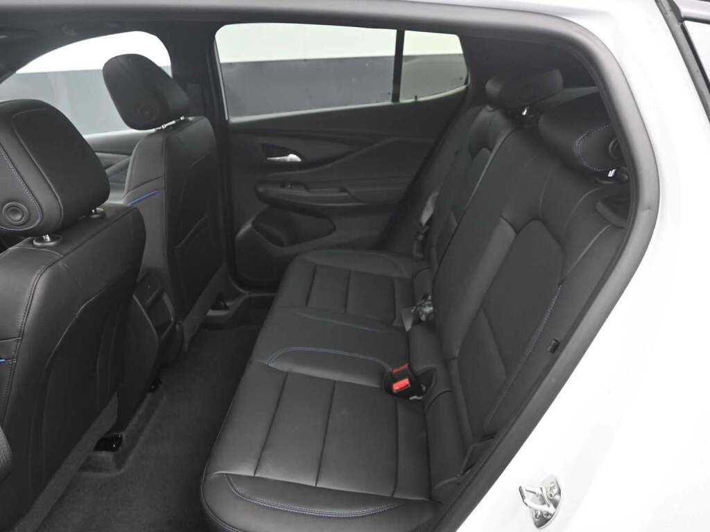 2026 Buick Envista Sport Touring FWD