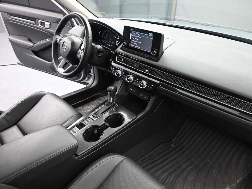 2022 Honda Civic Hatchback EX-L