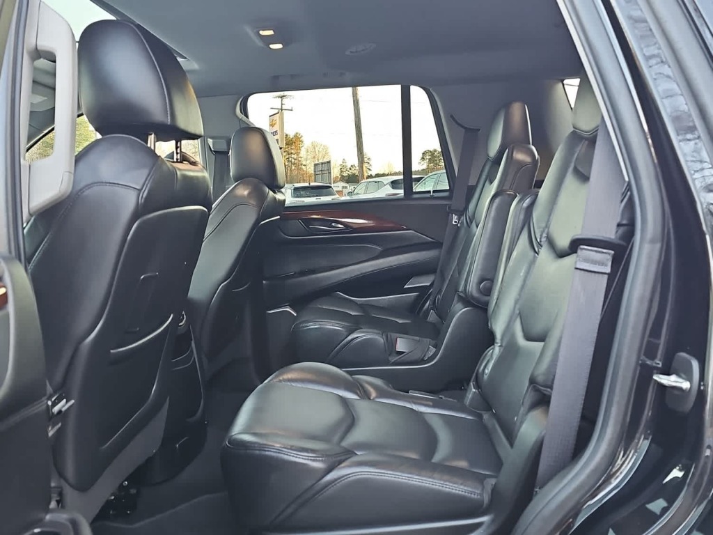 2019 Cadillac Escalade Luxury
