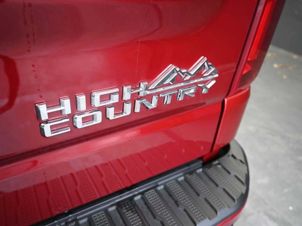 2023 Chevrolet Silverado 1500 High Country