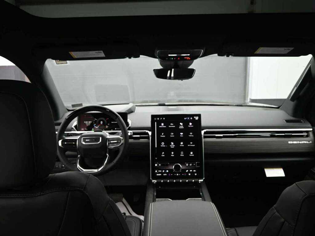 2025 GMC Sierra EV Denali