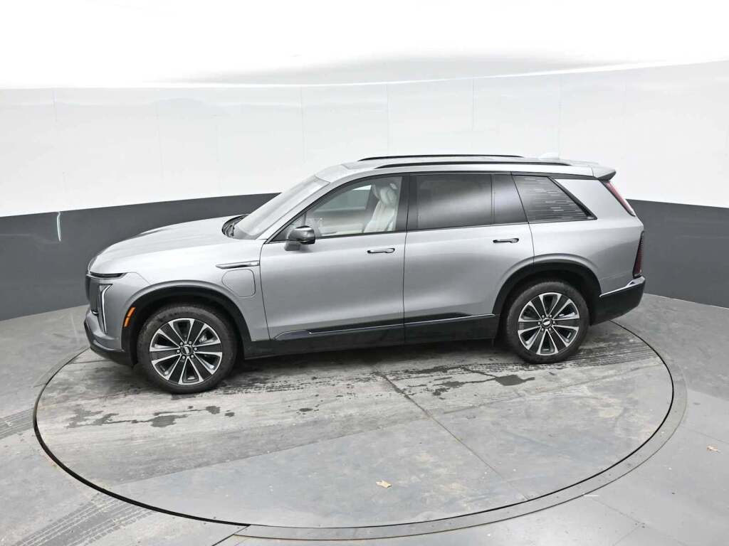 2026 Cadillac VISTIQ Sport