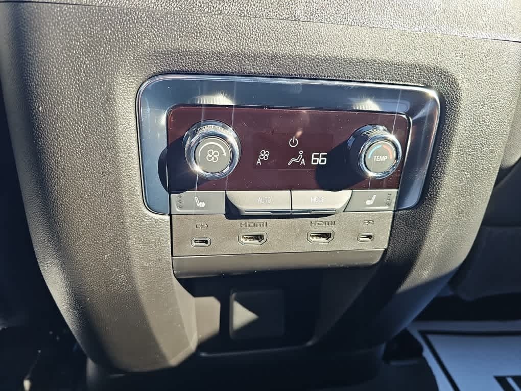 2026 Chevrolet Suburban Premier, 4WD