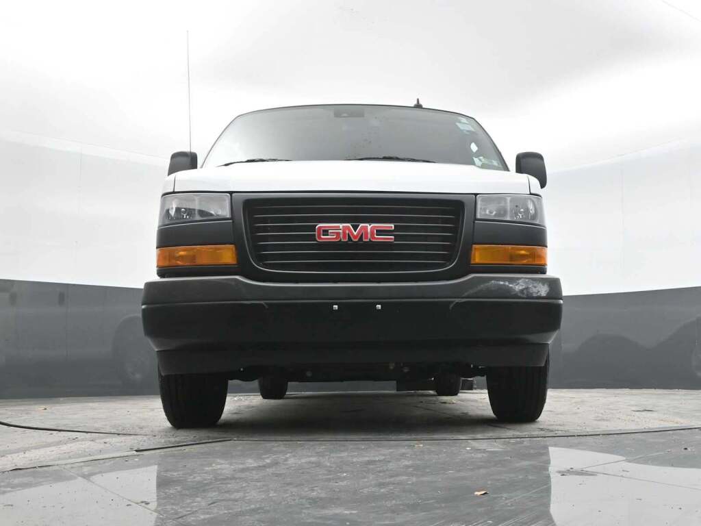 2025 GMC Savana Cargo RWD 2500 Regular Wheelbase Work Van