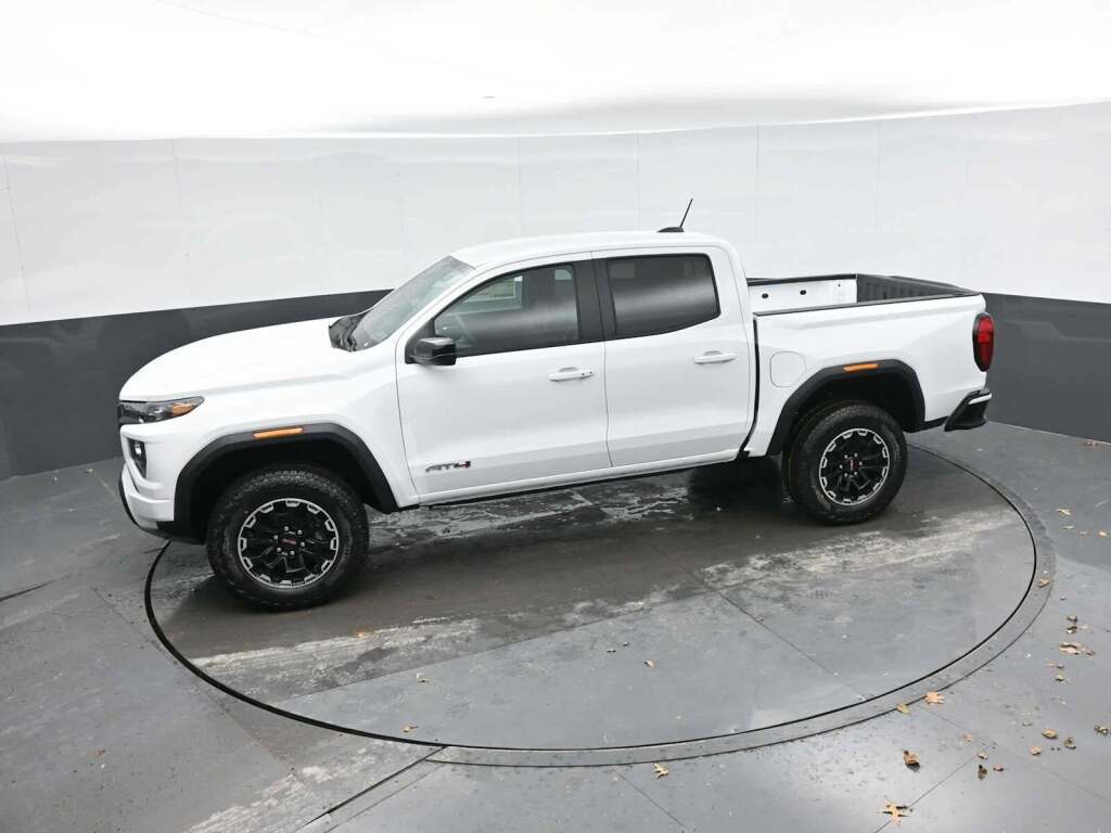 2026 GMC Canyon AT4, 4WD