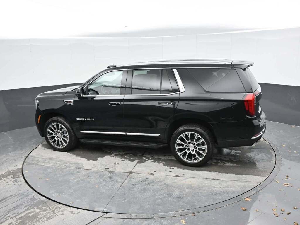 2026 GMC Yukon 4WD Denali