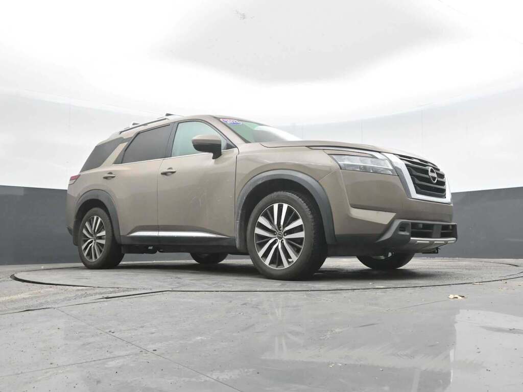2023 Nissan Pathfinder Platinum 4WD