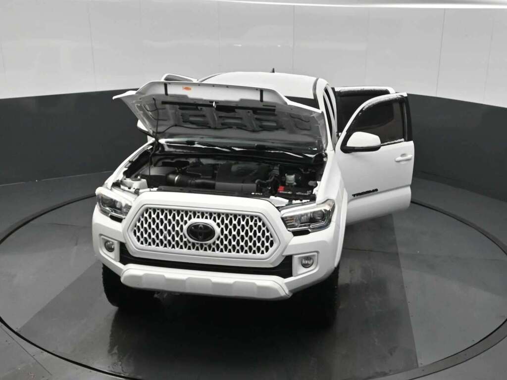 2019 Toyota Tacoma SR V6