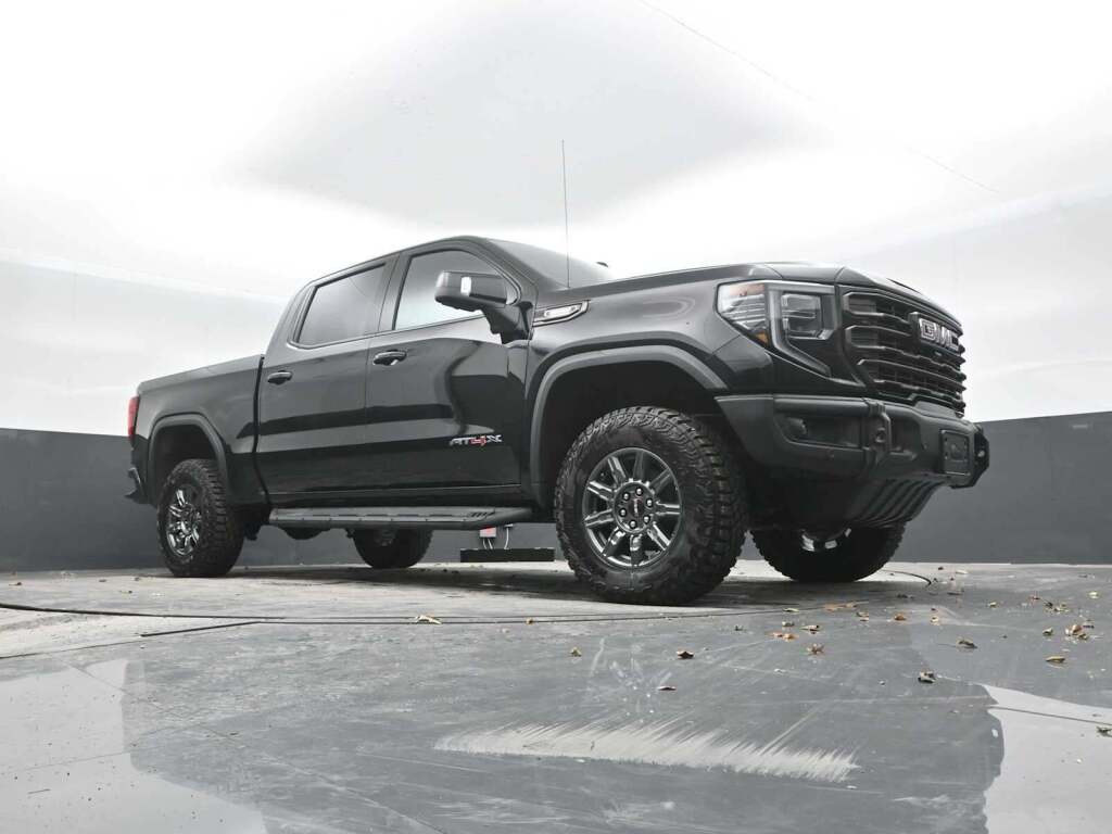2026 GMC Sierra 1500 AT4X