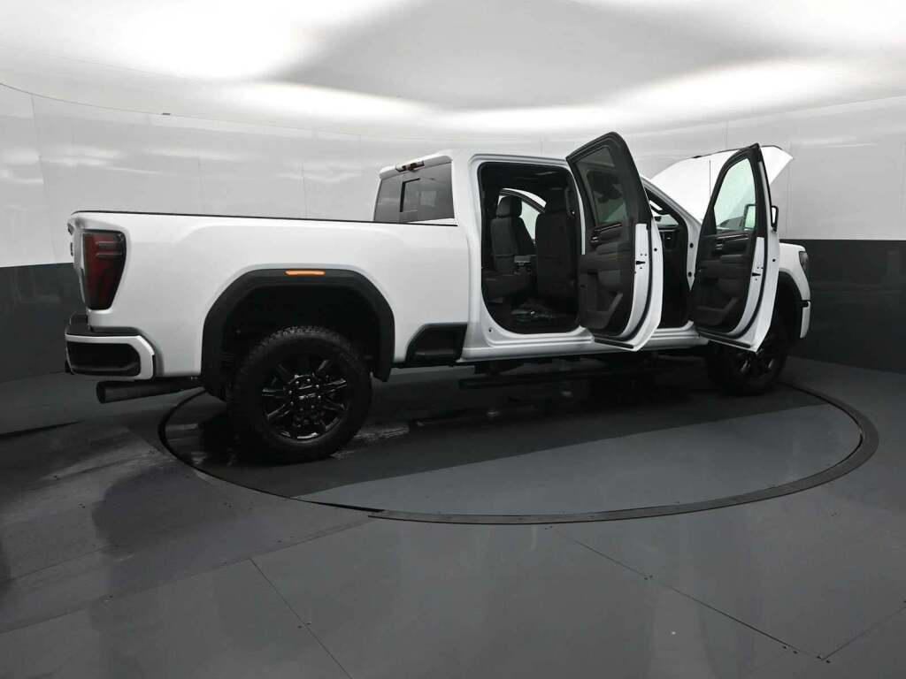 2026 GMC Sierra 3500HD AT4
