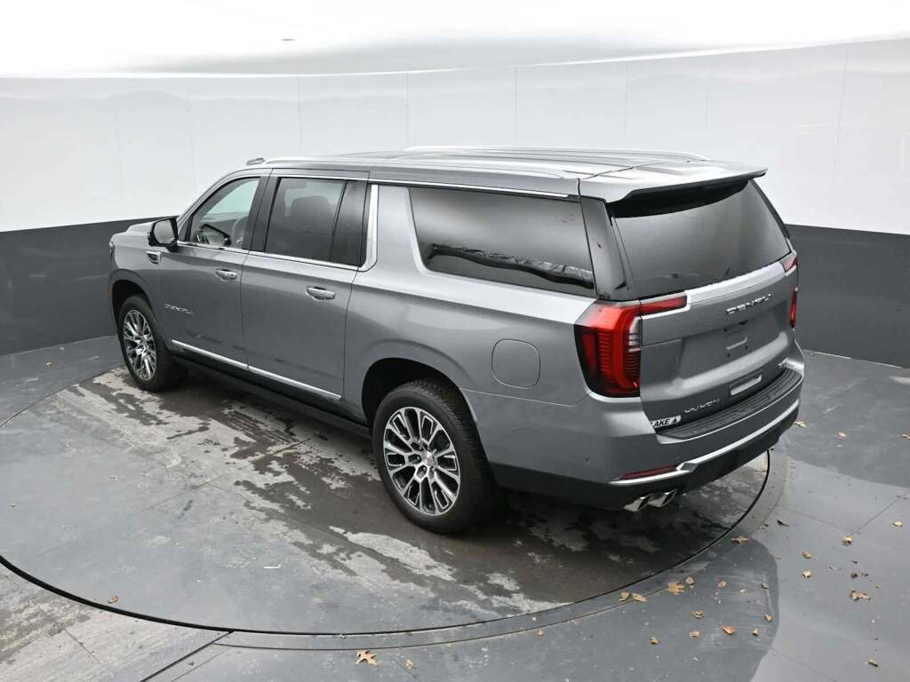 2026 GMC Yukon XL 4WD Denali