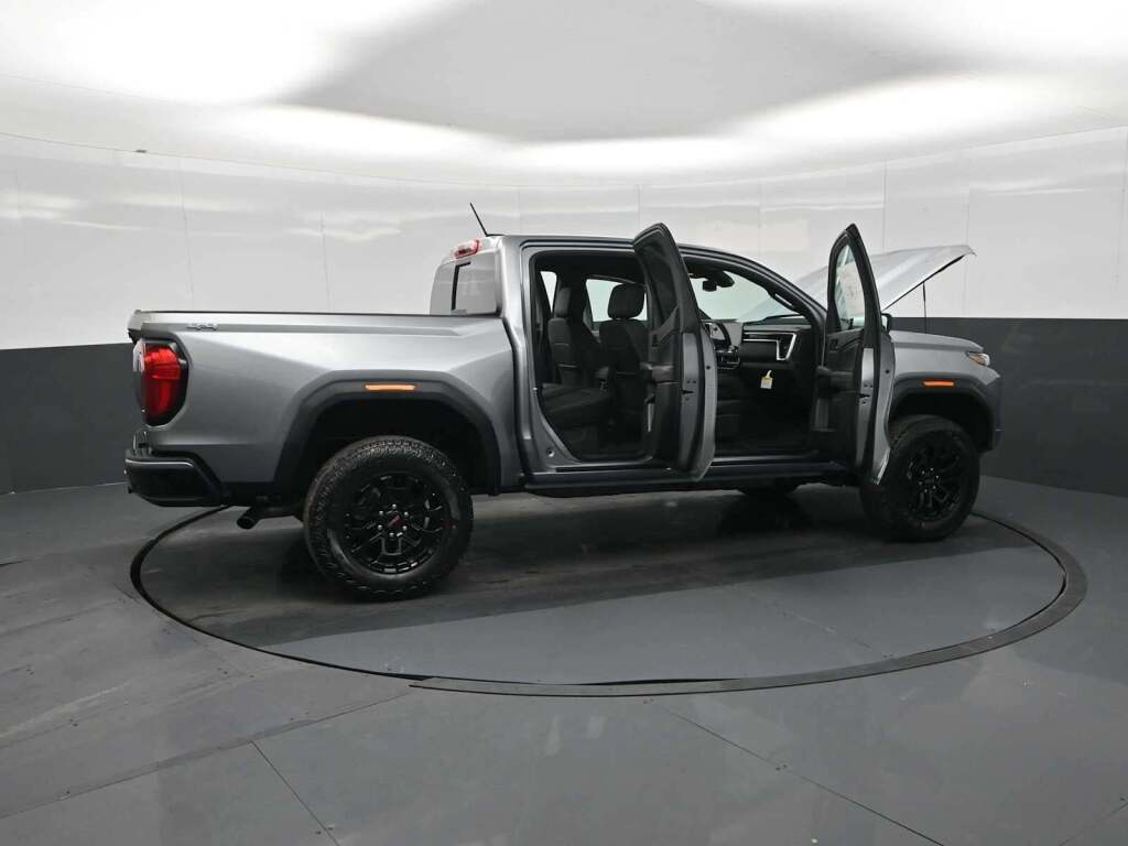2026 GMC Canyon Elevation, 4WD