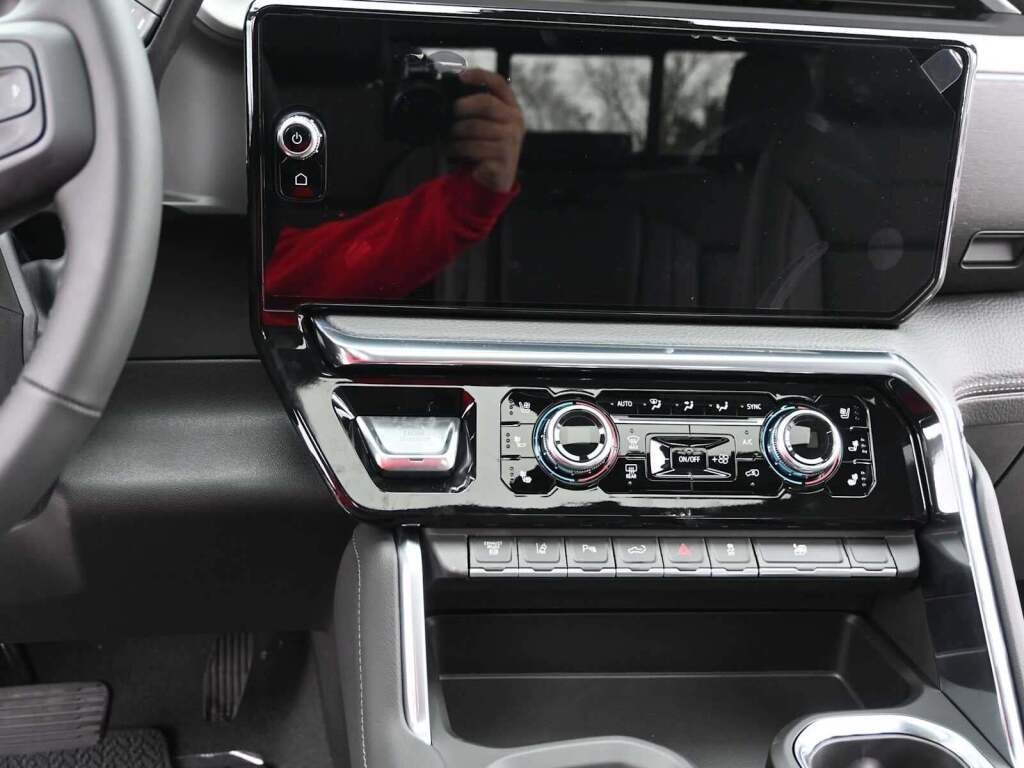 2026 GMC Sierra 3500HD Denali