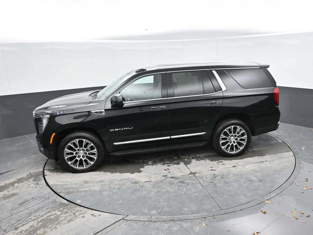 2026 GMC Yukon 4WD Denali