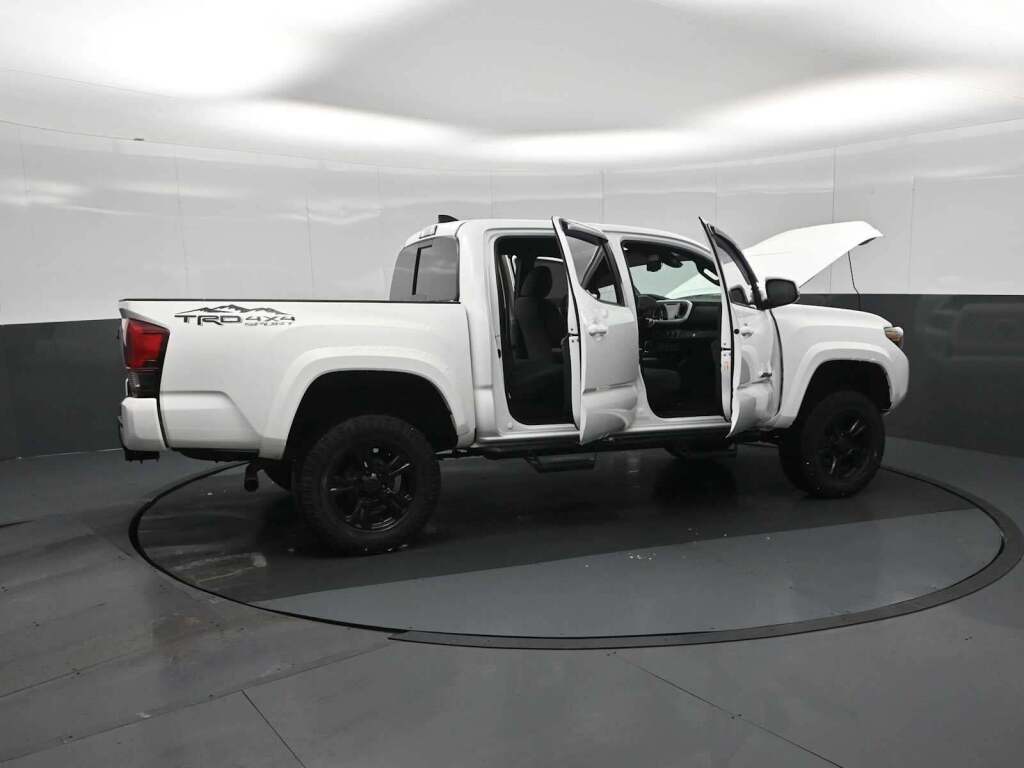 2019 Toyota Tacoma SR V6