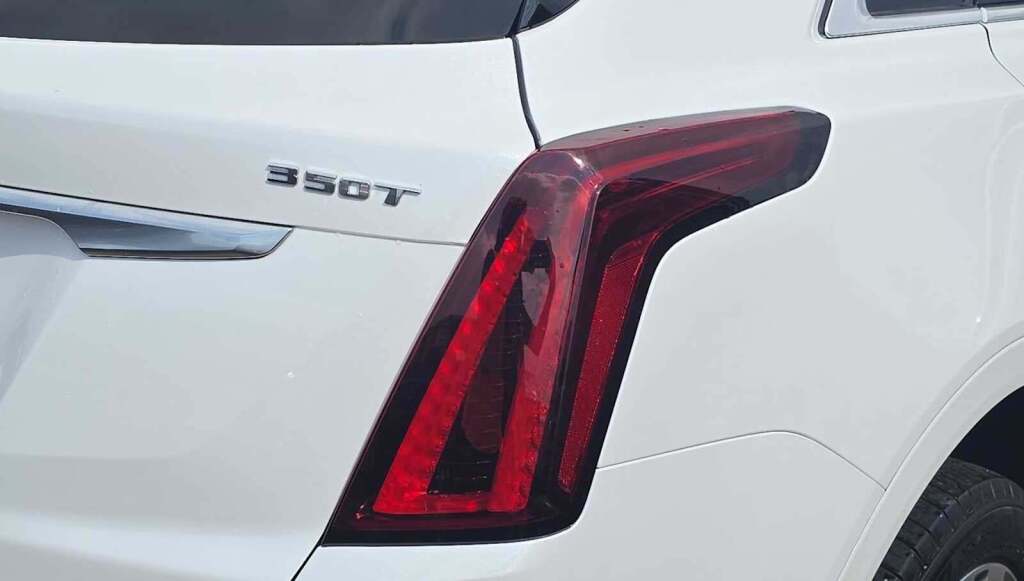 2024 Cadillac XT5 FWD Premium Luxury