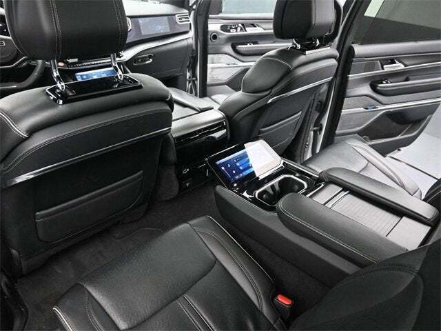 2024 Jeep Grand Wagoneer L Series II 4x4