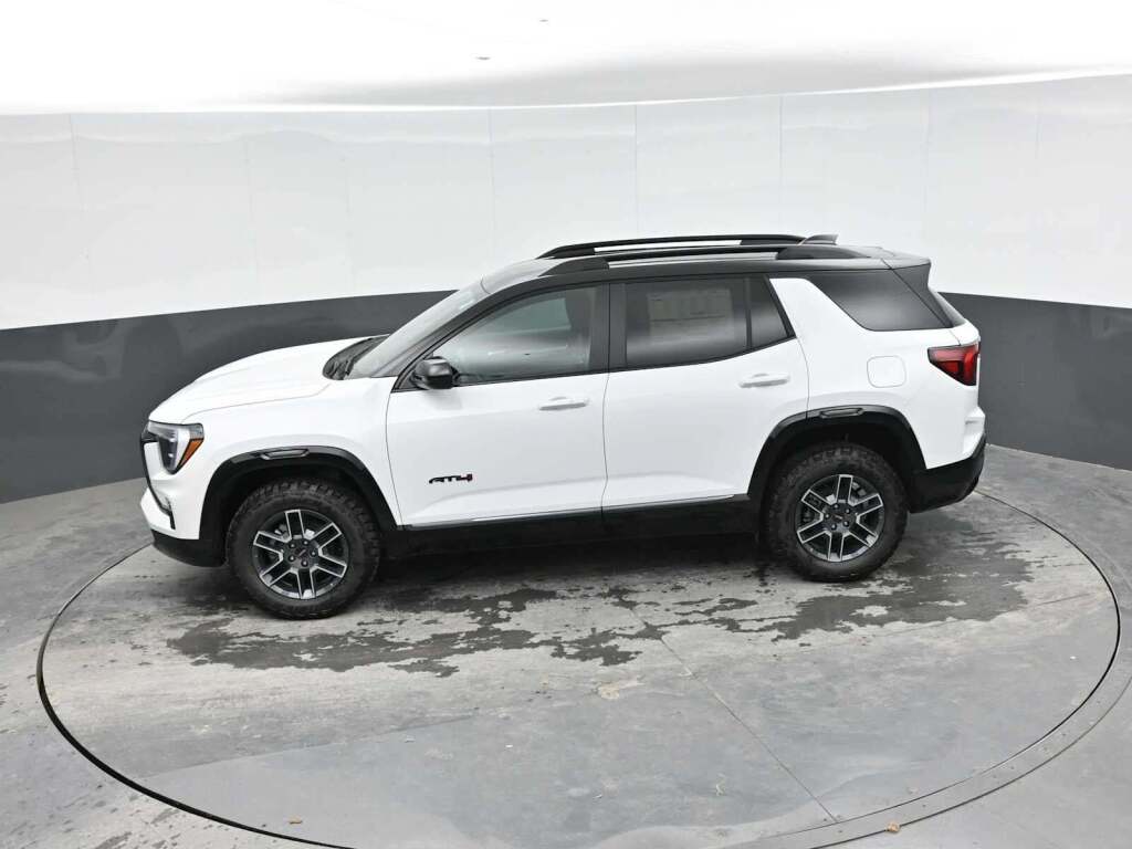 2026 GMC Terrain AWD AT4
