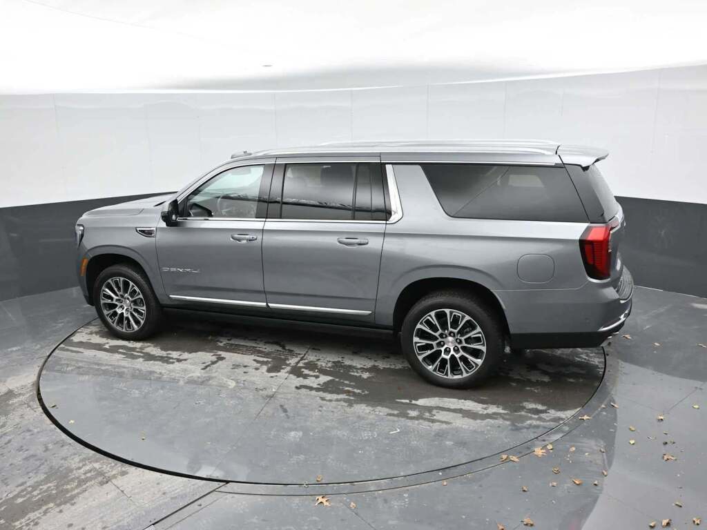 2026 GMC Yukon XL 4WD Denali