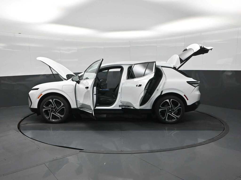 2026 Chevrolet Equinox EV LT 2, FWD