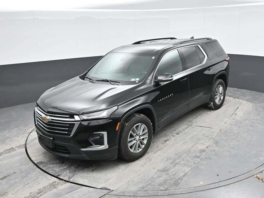 2023 Chevrolet Traverse FWD LT Cloth