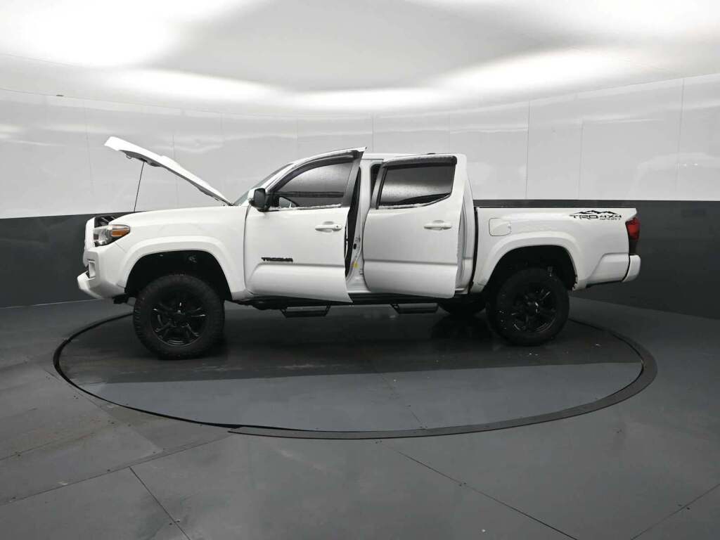 2019 Toyota Tacoma SR V6