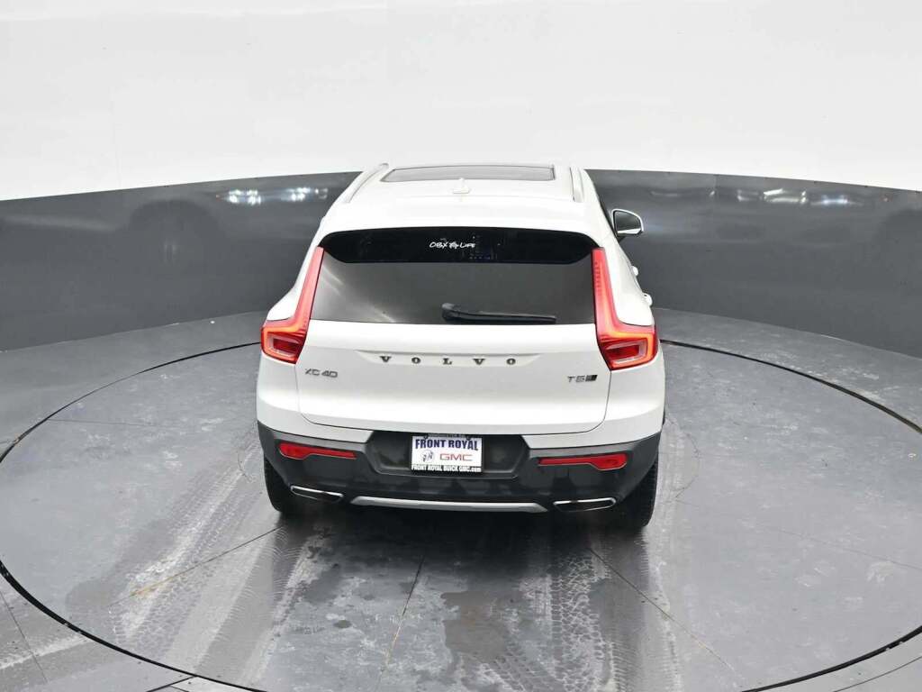 2020 Volvo XC40 T5 Inscription