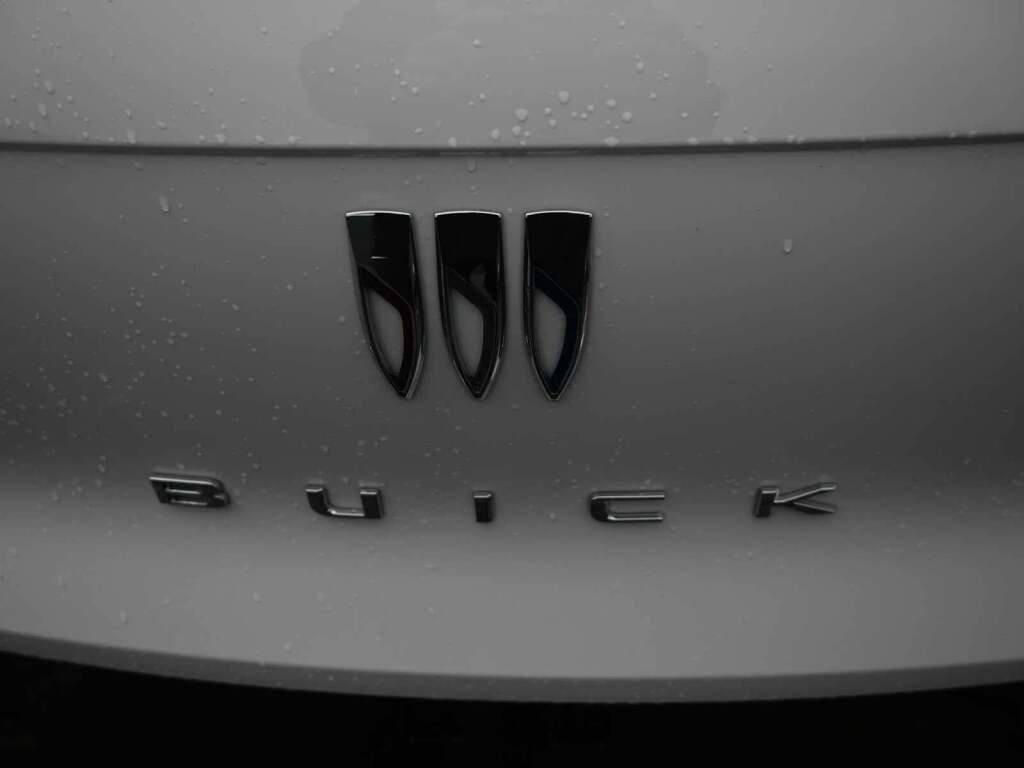 2026 Buick Envista Sport Touring FWD