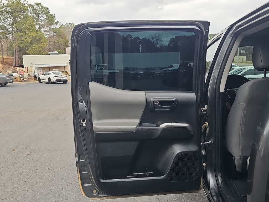 2019 Toyota Tacoma SR V6