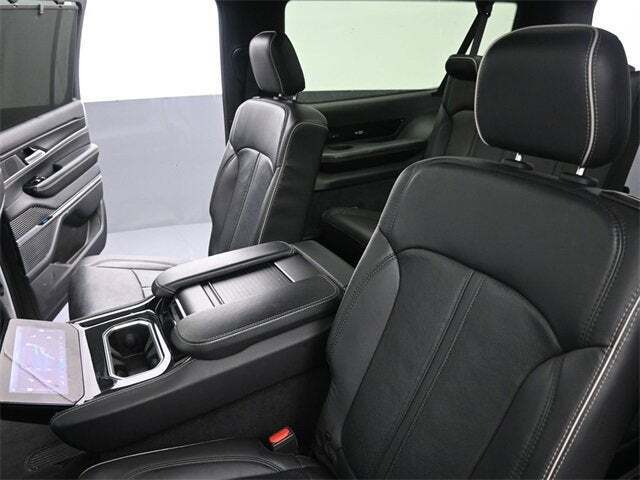 2024 Jeep Grand Wagoneer L Series II 4x4