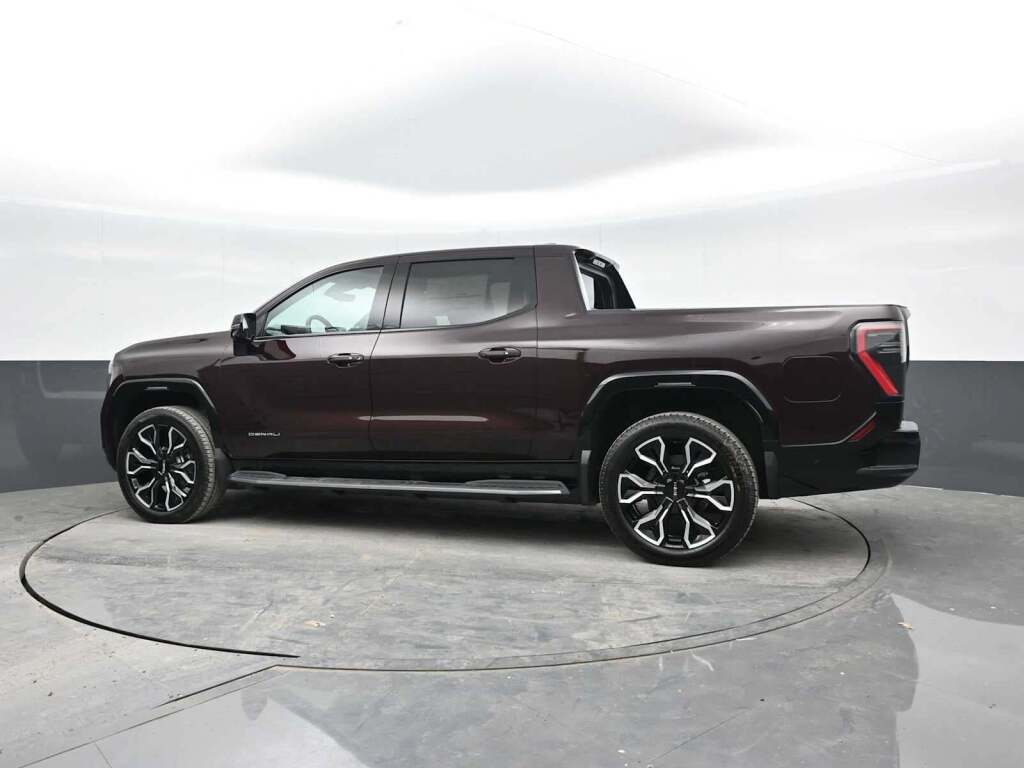 2025 GMC Sierra EV Denali