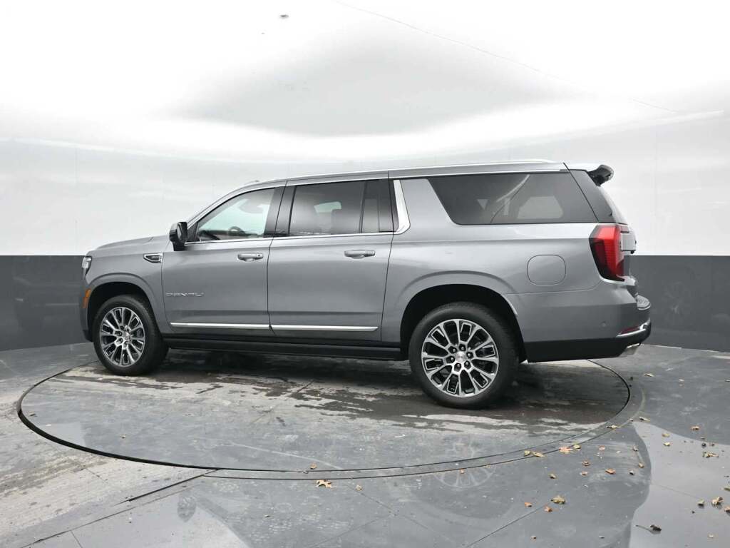 2026 GMC Yukon XL 4WD Denali