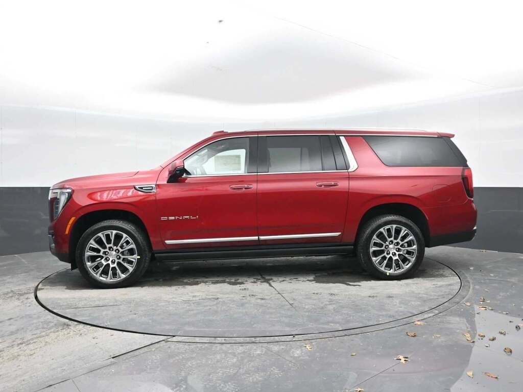 2026 GMC Yukon XL 4WD Denali