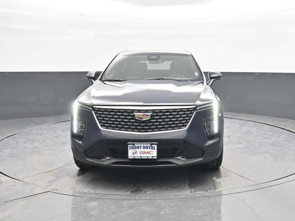 2024 Cadillac XT4 AWD Premium Luxury