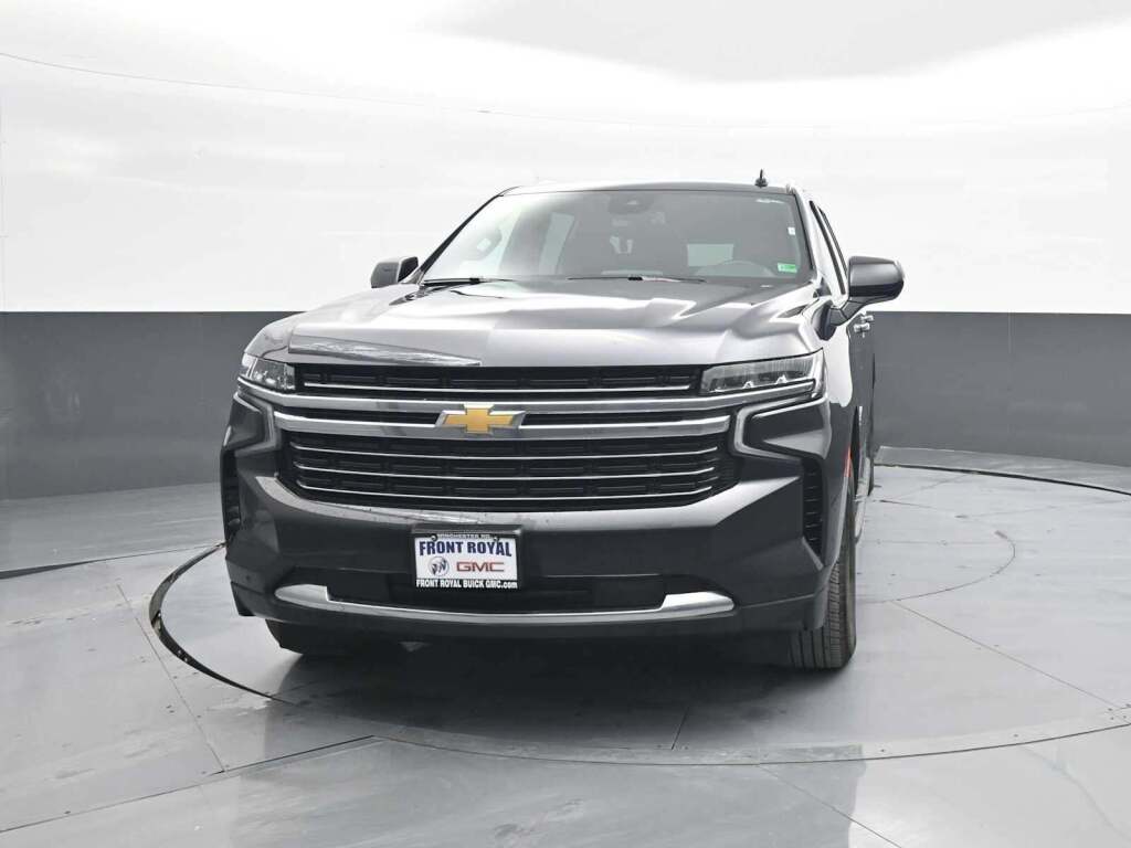 2024 Chevrolet Suburban 4WD LT